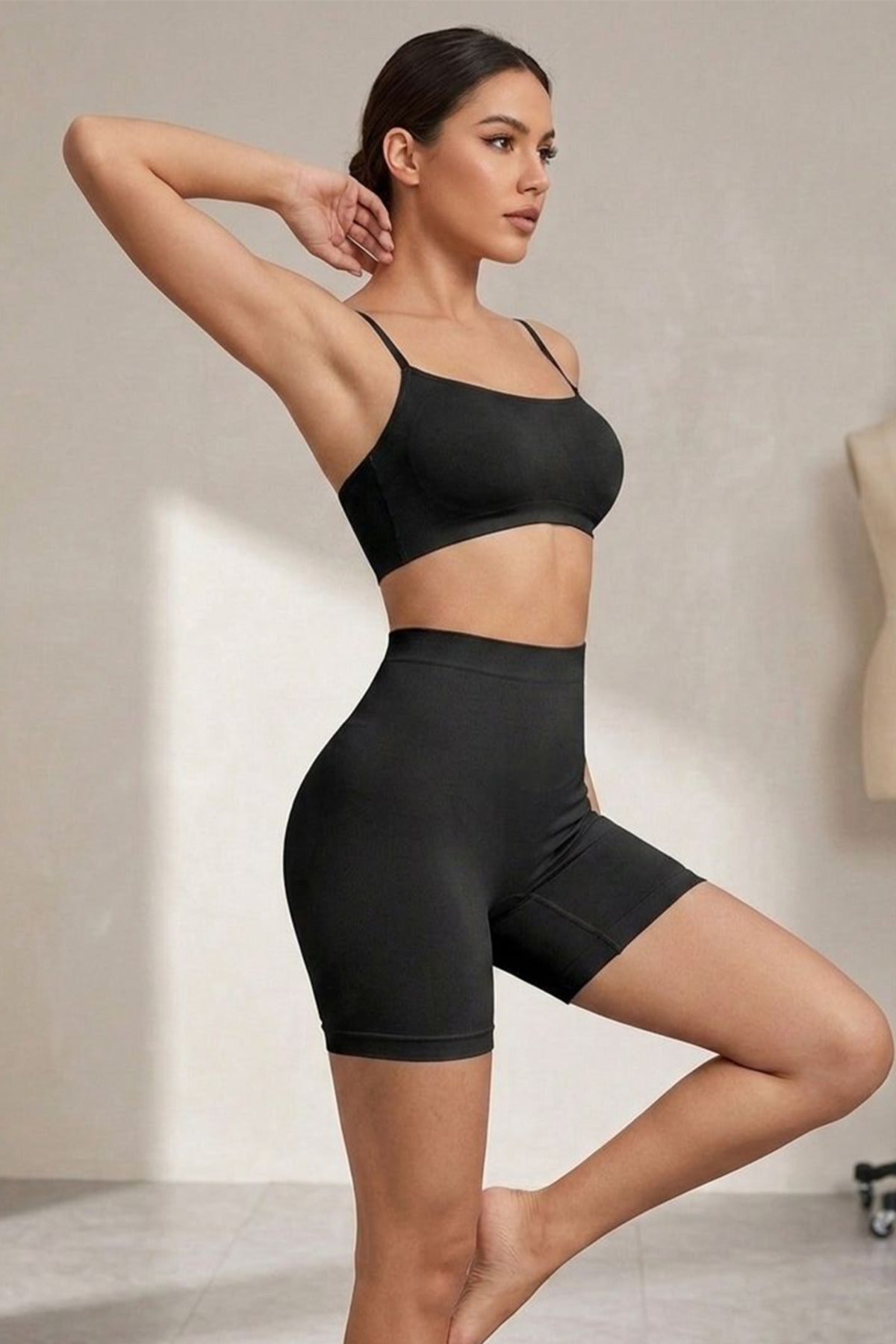 Yüksek Bel Dikişsiz Şekillendirici Boxer – Siyah
