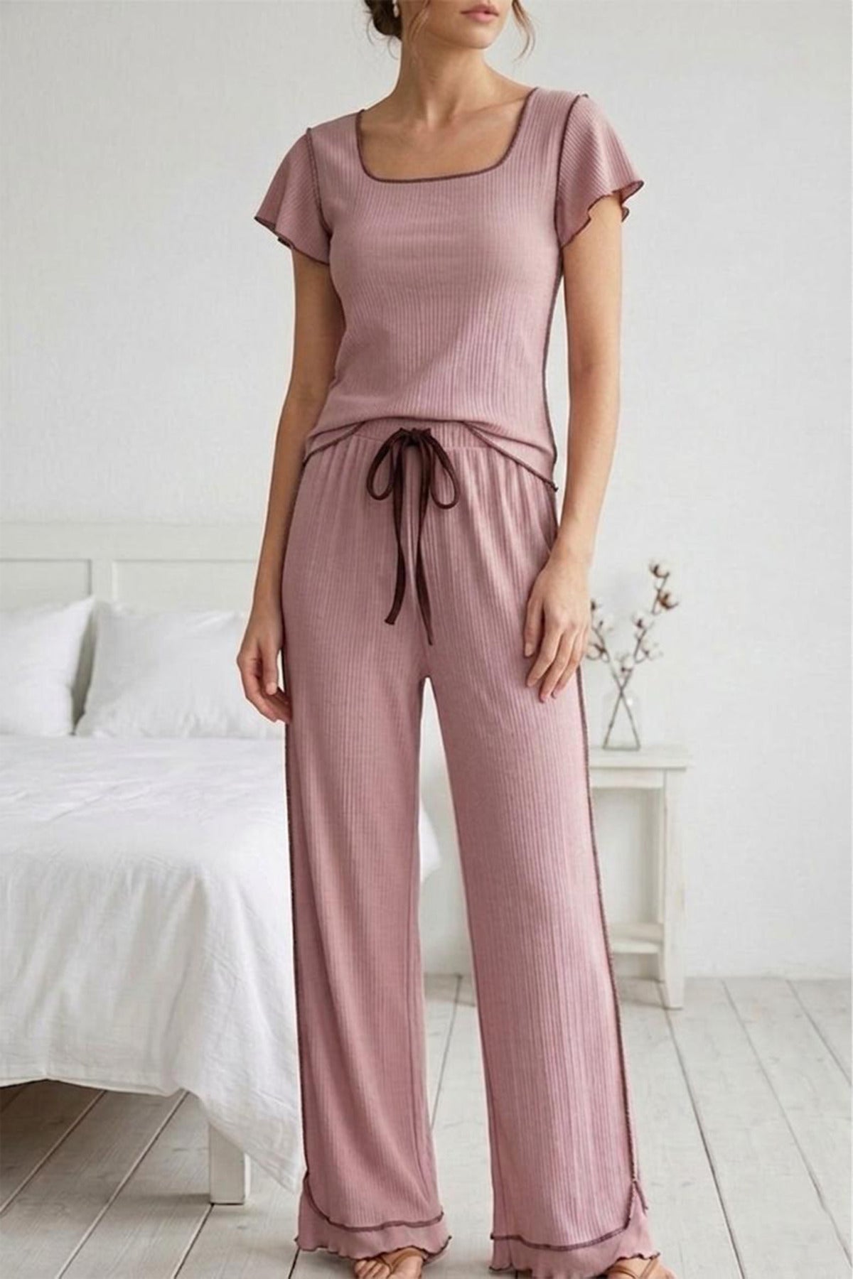 Bürümcük Fırfır Detaylı Kısa Kollu Pijama Takımı – Pembe