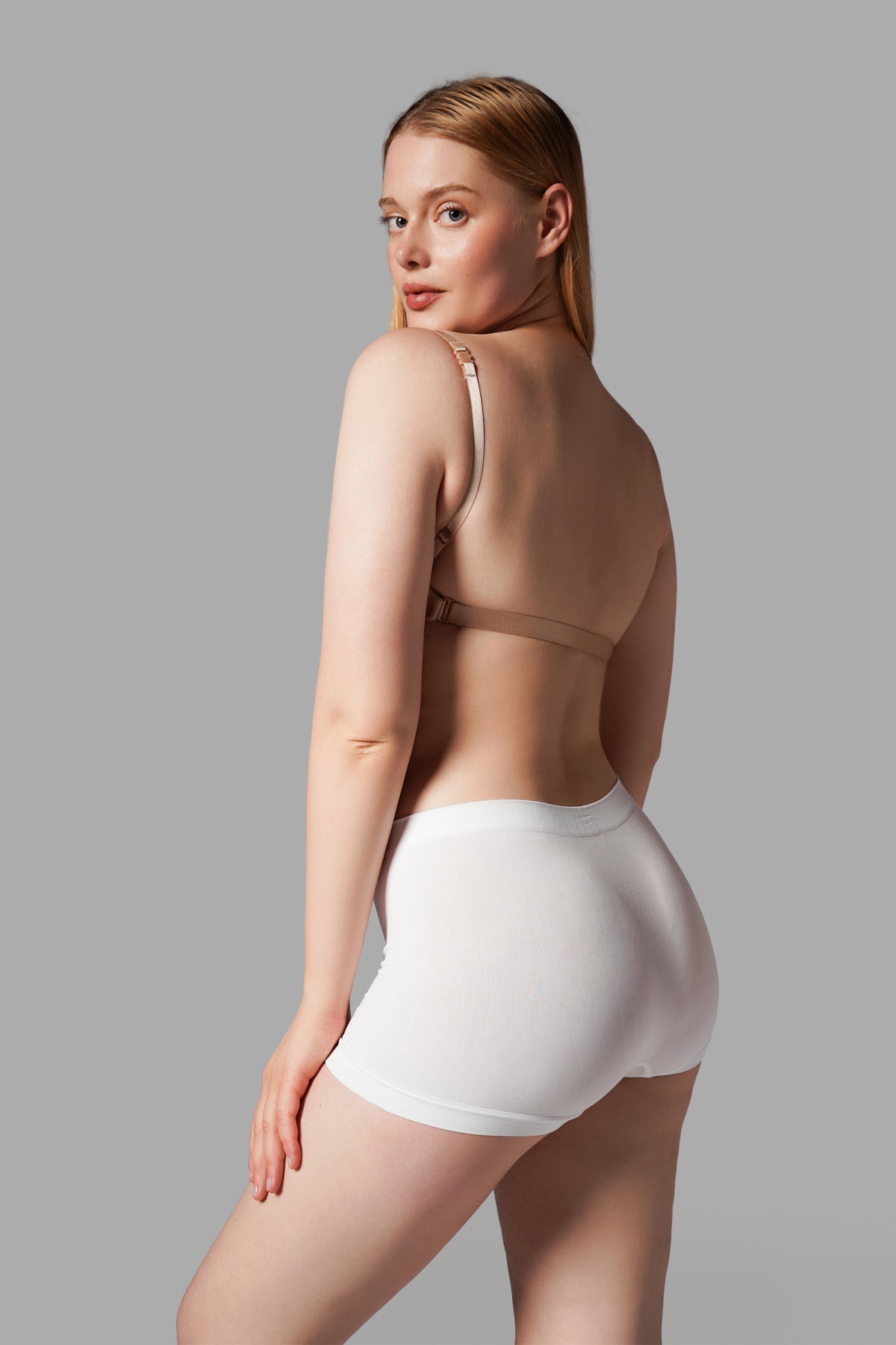 Toparlayıcı İz Yapmayan Örme Boxer – Beyaz