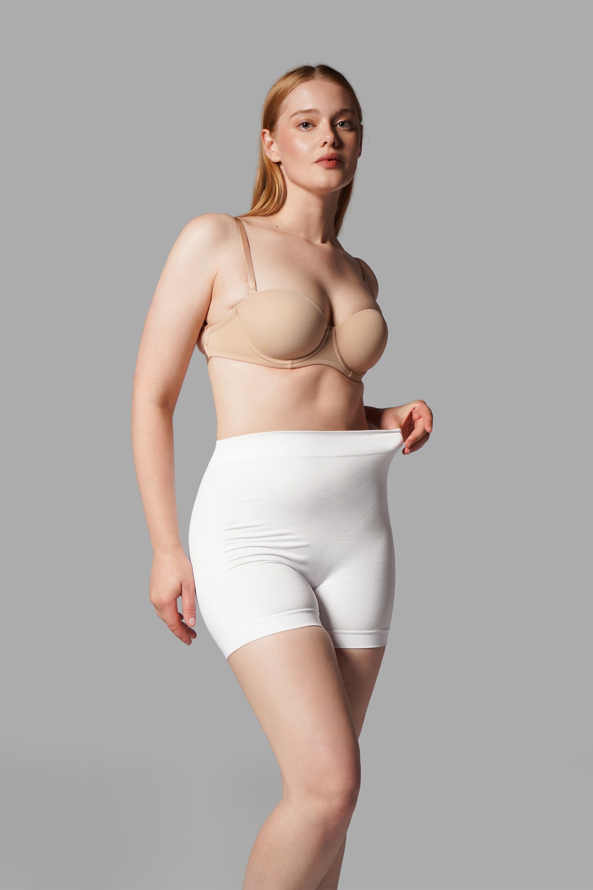 Push-Up Seamless Kısa Paçalı Korse – Beyaz