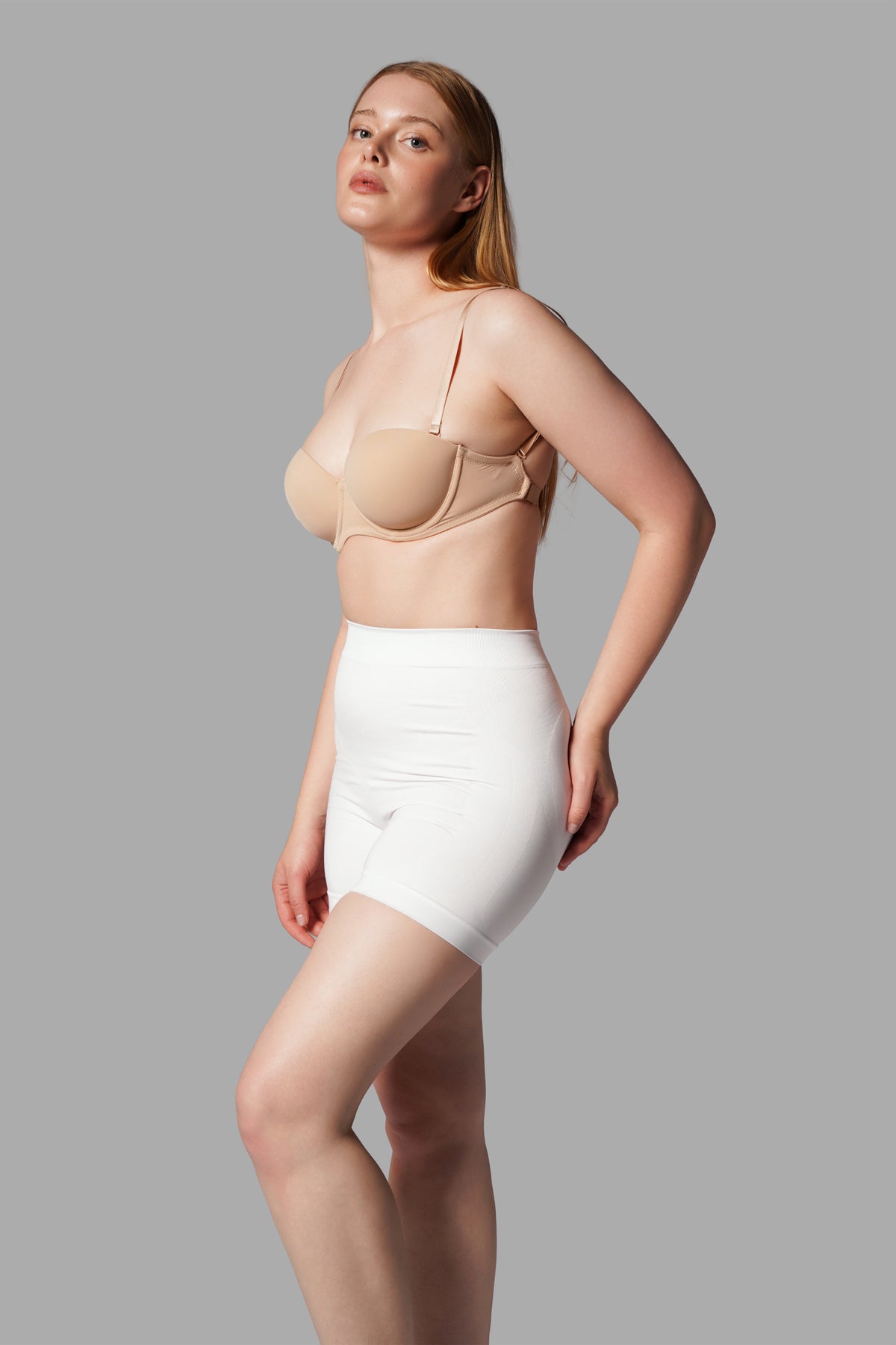 Push-Up Seamless Kısa Paçalı Korse – Beyaz